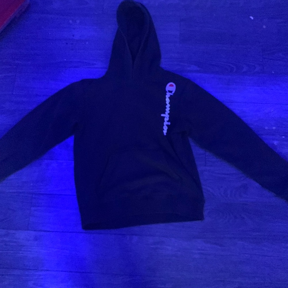 Black champion hoodie